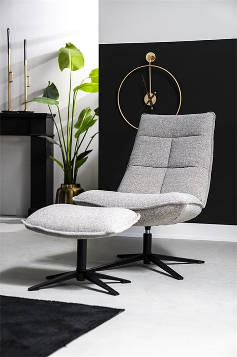 Eleonora-Fauteuil-MARCUS-met-voetenbank-lichtgrijs-1